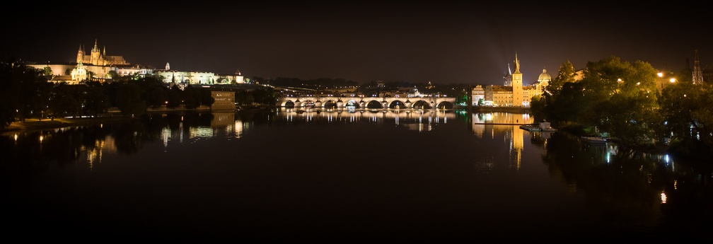 Charles Bridge by night (2959 visits) Prague, Czech Republic